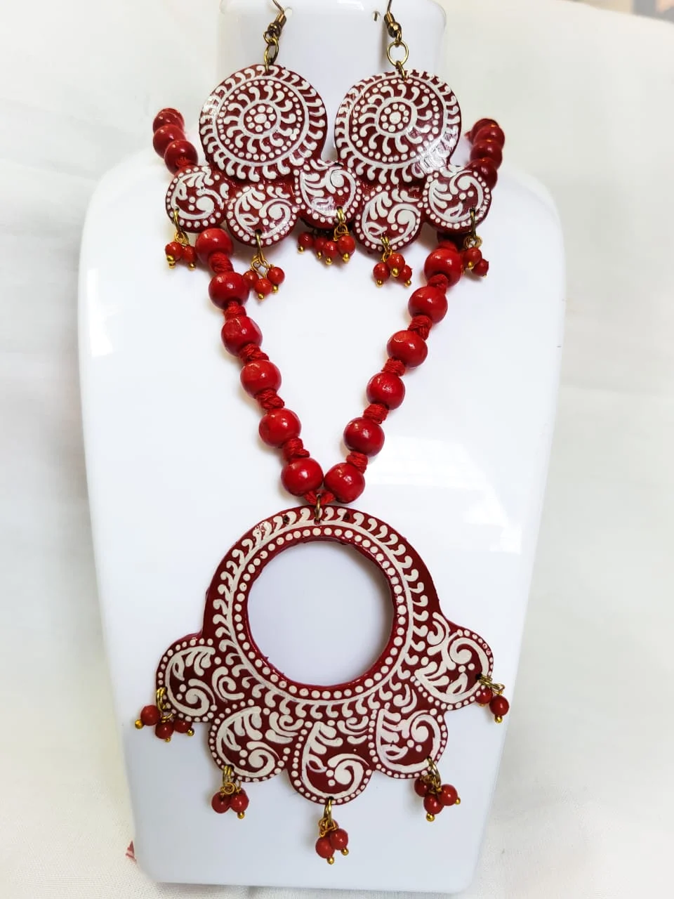 Maroon Mandala Ring Necklace Set